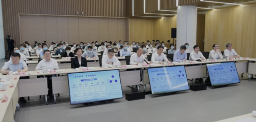 抢占数字新赛道，掌握发展主动权——李强部署推进经济数字化转型与应用软件服务